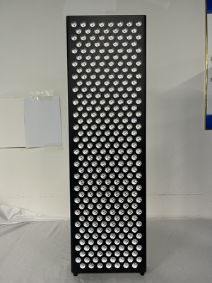 주문 블랙 컬러 레드 라이트 테라피 패널 660 850nm 파장과 1500W 전력 온라인 제품